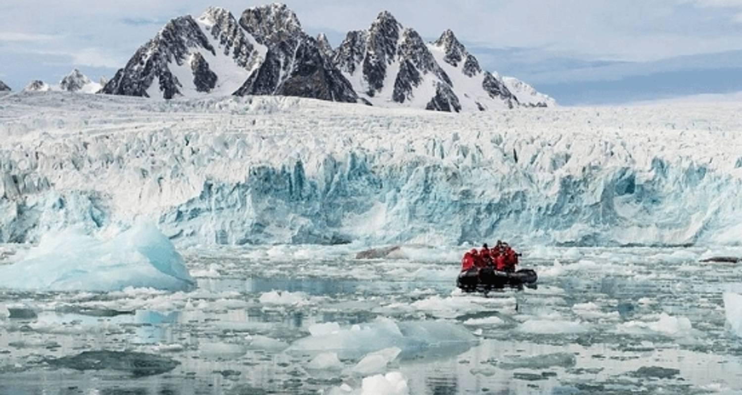 Icebergs, Fjords, Polar bears and Arctic wildlife - Poseidon Expeditions