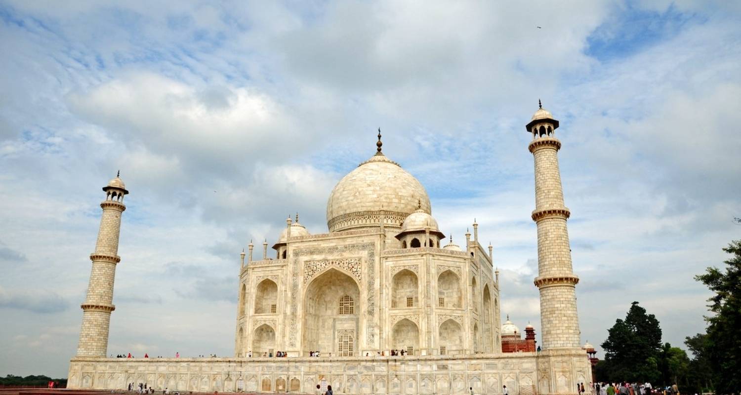 India Sightseeing Tour by Holidays At (Code: IST16) - TourRadar