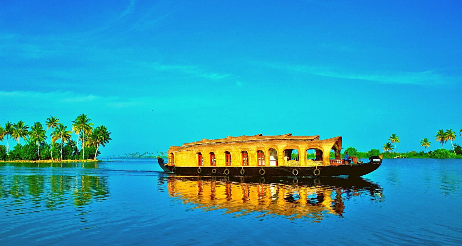 A Weekend in A Luxury Houseboat and A Backwater Resort of Kerala (From Delhi with flights) - Adreva Trotter Pvt Ltd