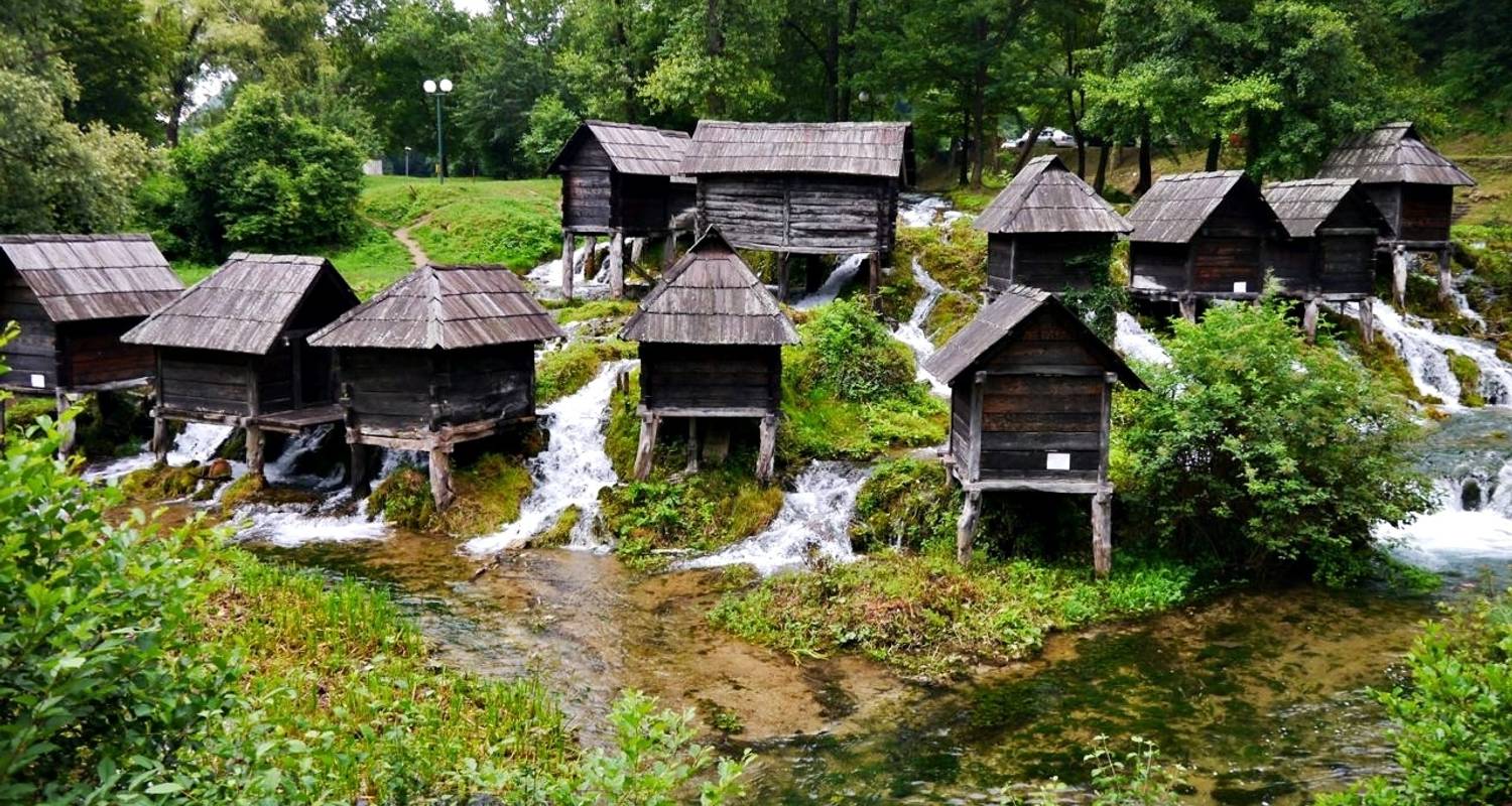 All seasons 3 days Bosnia tour from Mostar to Sarajevo, Travnik and Jajce. Bosnia-Herzegovina mini-tour to visit the most important places.