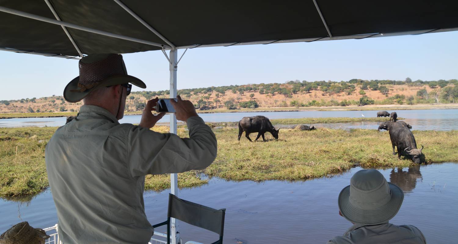 24 DAY - SOUTHERN AFRICA OVERLAND TOUR / CAMPING (Namibia, Botswana, Zimbabwe & South Africa)