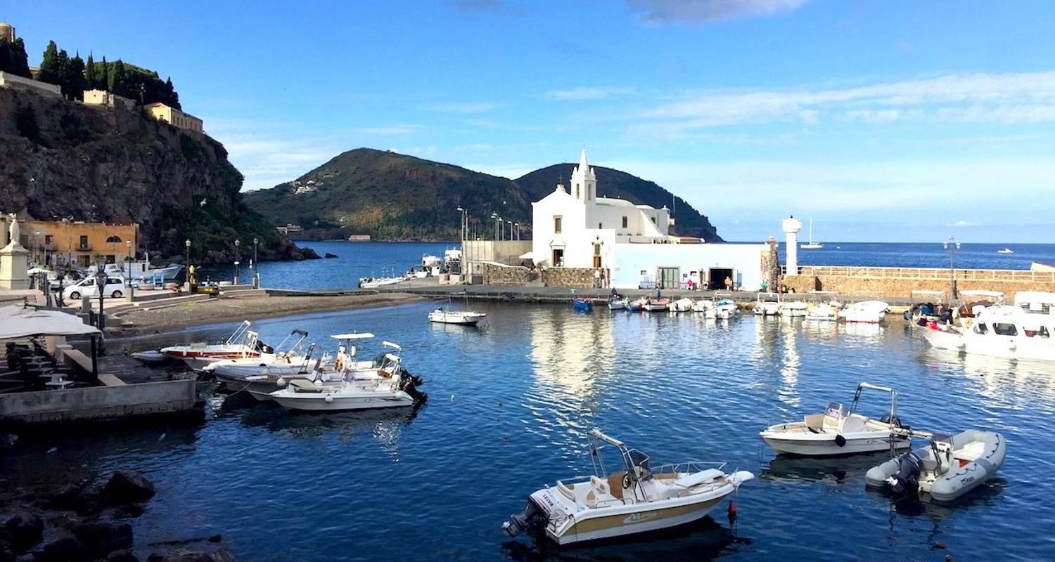 Hiking the Lipari Islands - Sporty (8 days)