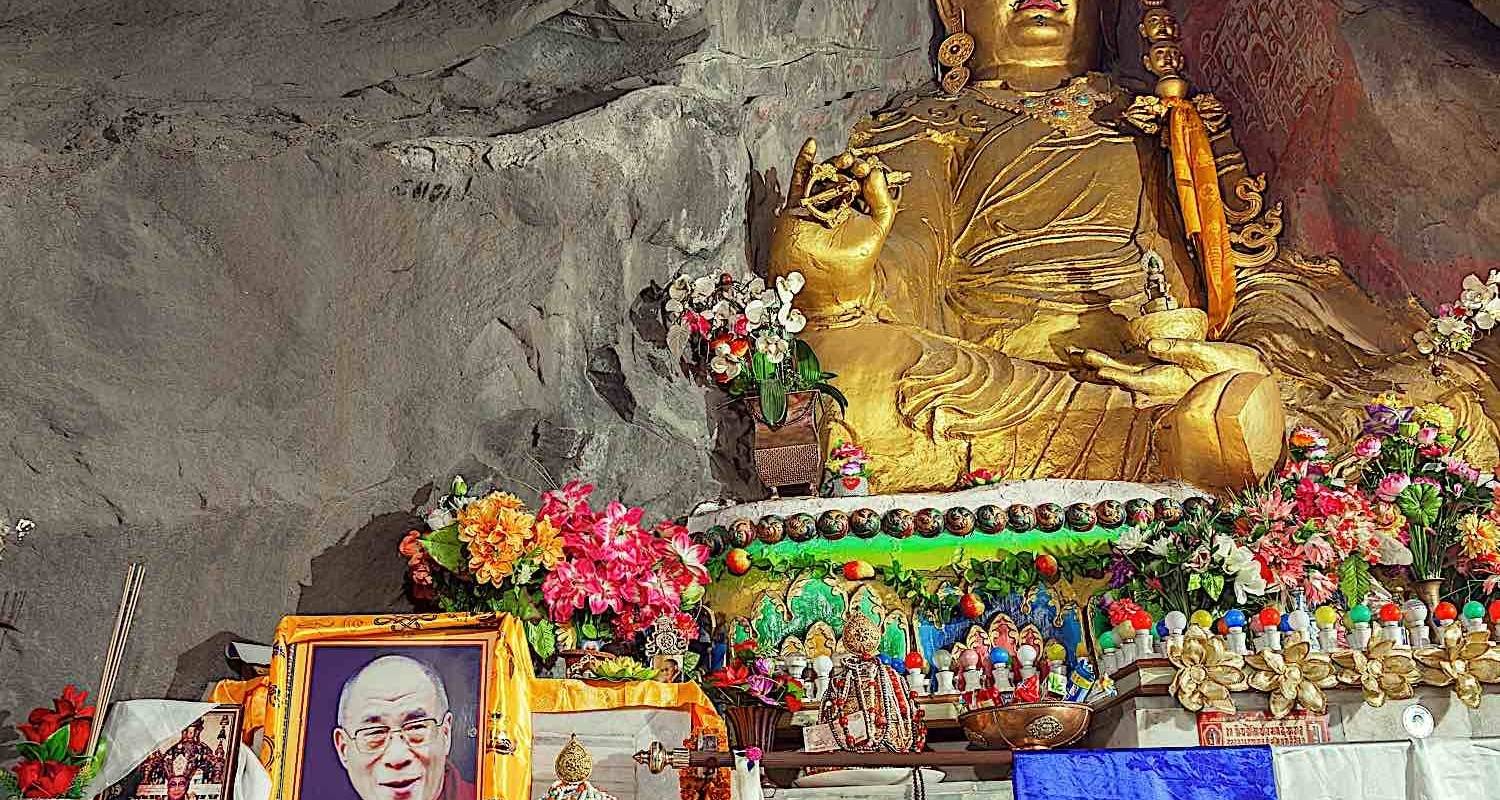 Guru Rimpoche Meditation Cave By Jeep - Amazing Authentic Treks 