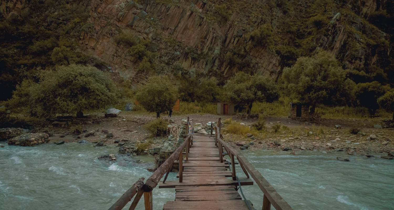 Phoksundo See Trek - Female Guide Holiday