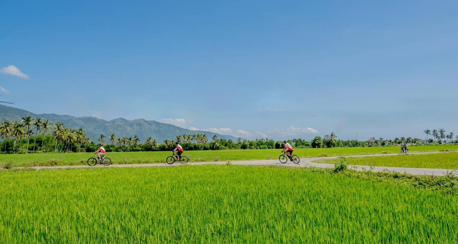 bicycle tours vietnam and cambodia