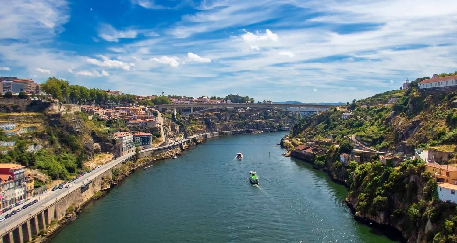 6 Day Tour to Lisbon and Porto including Fatima from Madrid