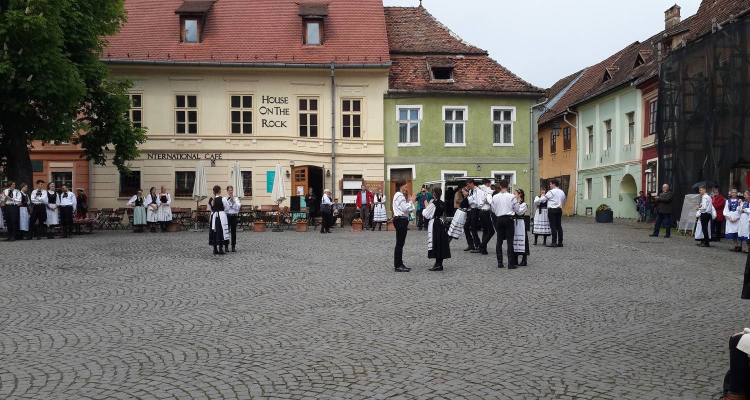 Klassiek Roemenië 8-daagse privéreis vanuit Boekarest met pick-up op de luchthaven - Transylvania Discovery Tours