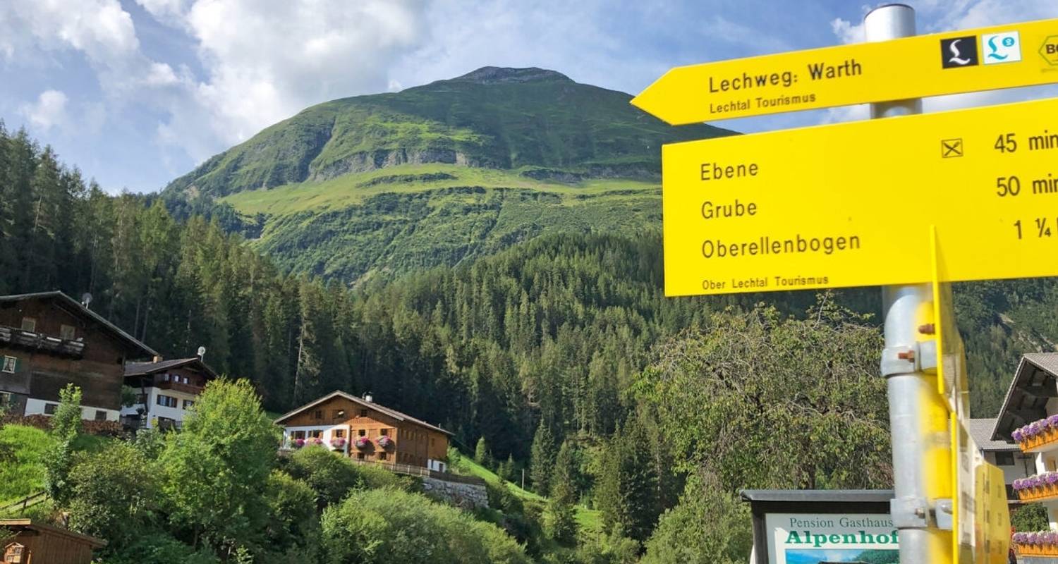 Lechweg-Path with Charm