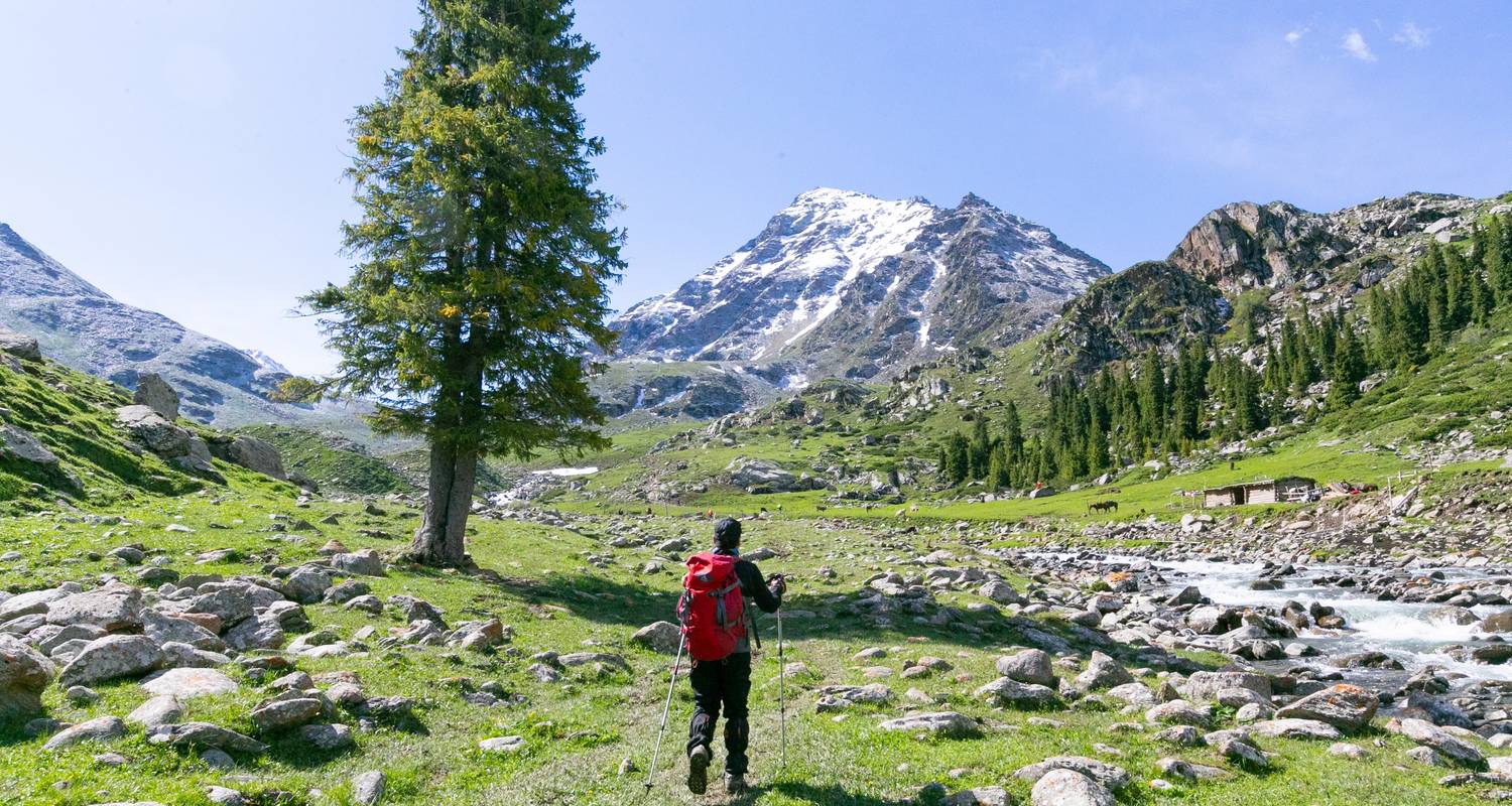 Trek sur l'ancienne route de Wusun au Xinjiang, Chine - Doufeng Adventure