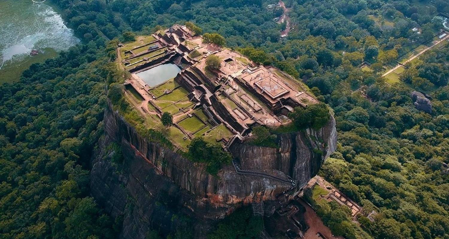 "Merveille de l'Asie" [Toute l'île ] 26 JOURS - showlanka tours 