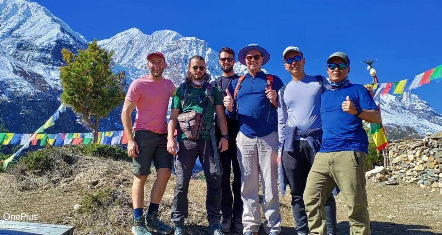 Annapurna Circuit With Tilicho Lake Trek 14 Days - Sherpa Expedition Teams