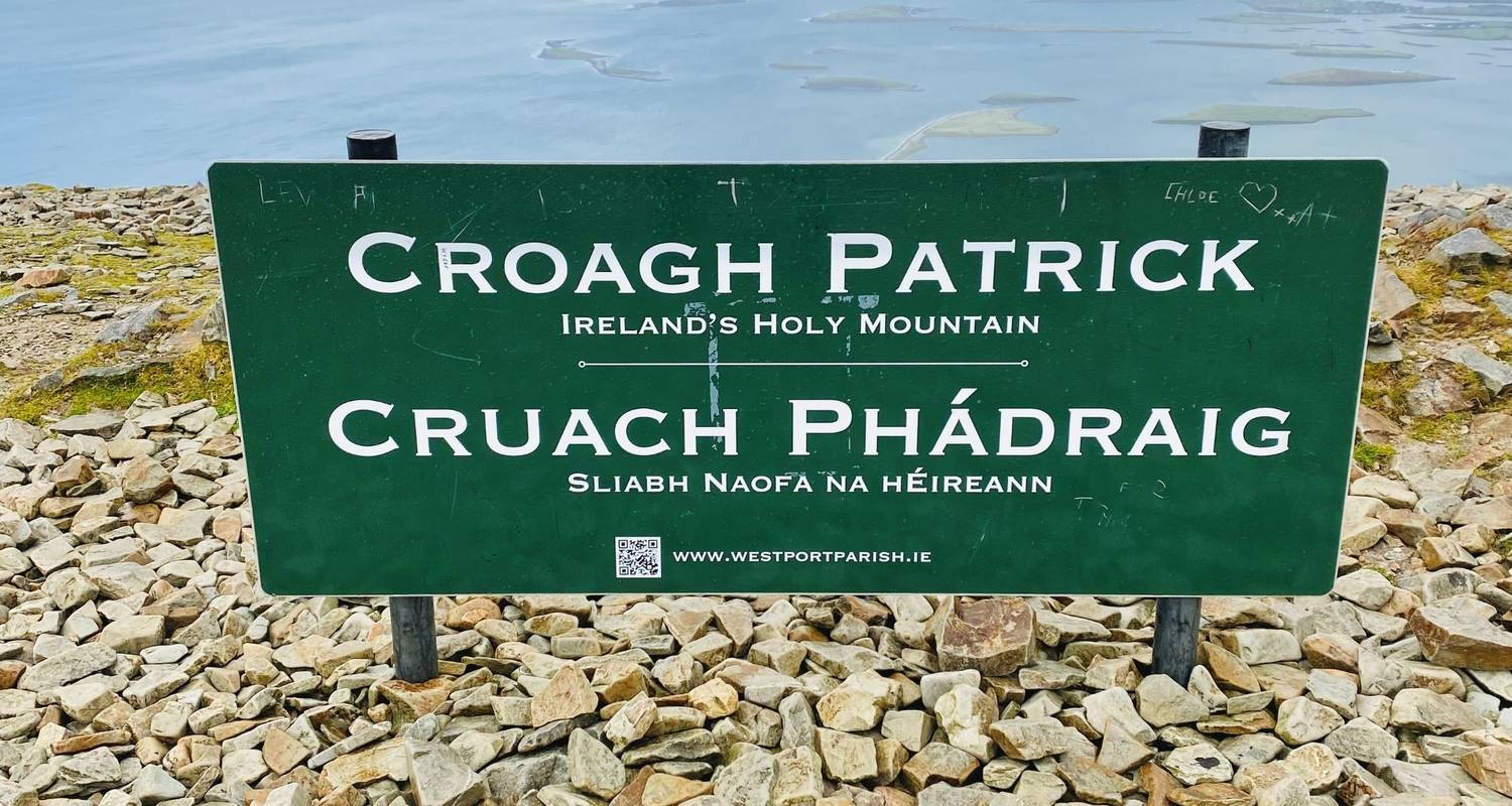Wild Atlantic Way, Ireland Guided *CYCLE* Tour/Packing (All Inclusive)
