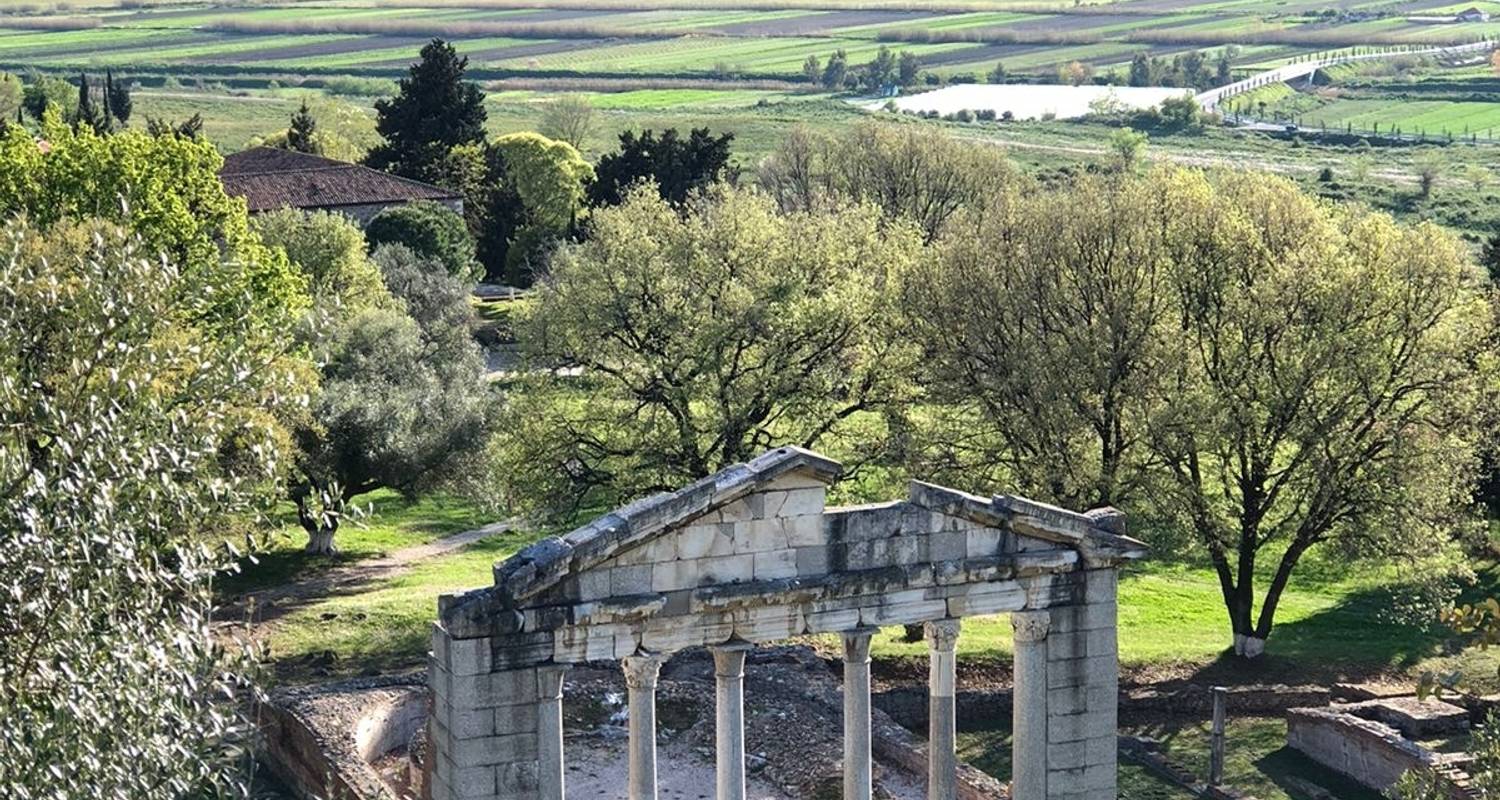 Standard 8 day tour Albania - including 3 Unesco sites