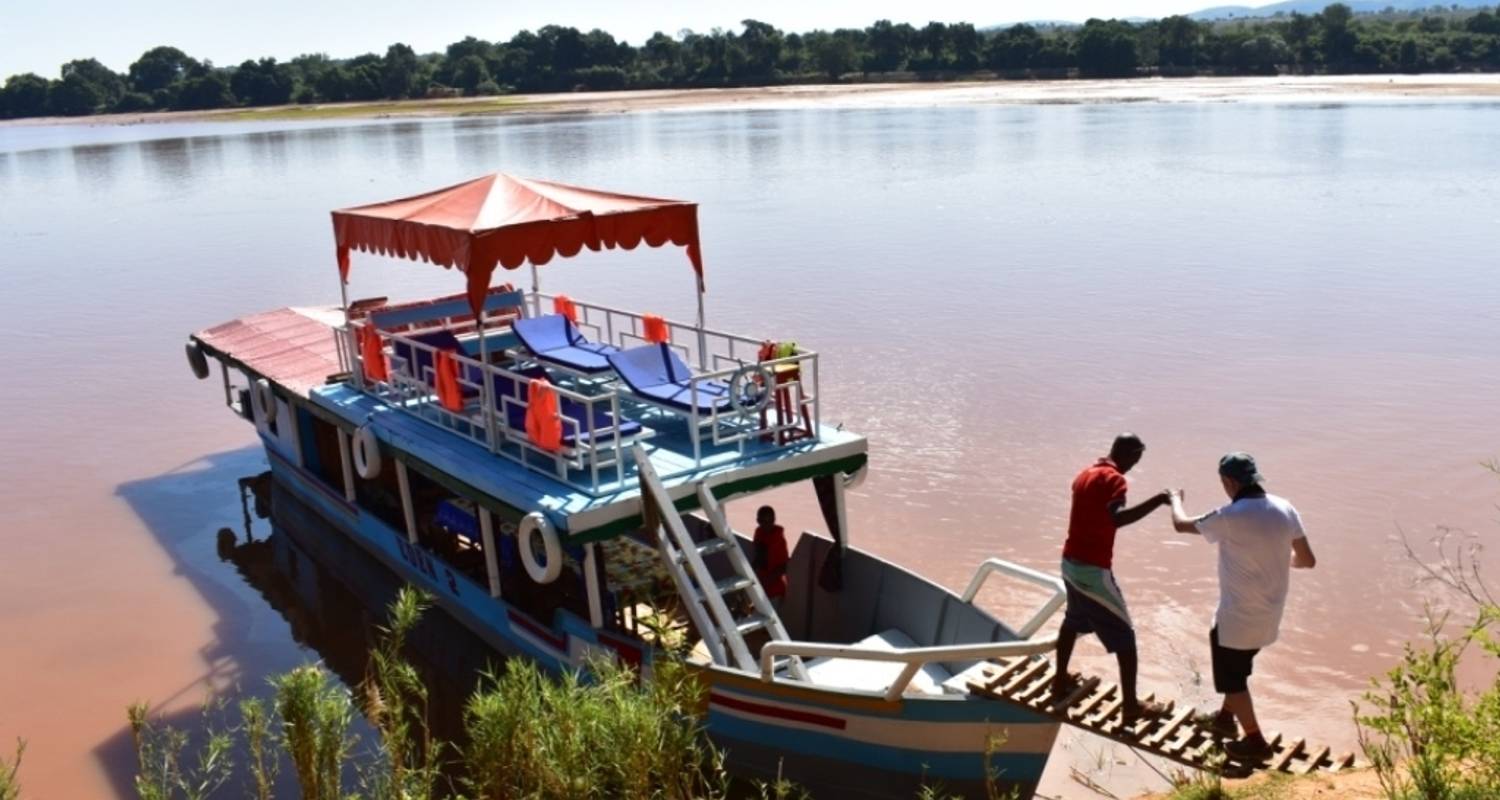 Excursion sur la rivière Tsiribihina - Travelia Safari