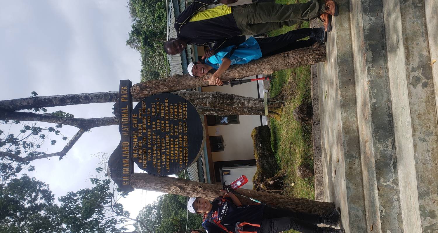 Route de Machame - Randonnée d'une journée - Africa Natural Tours