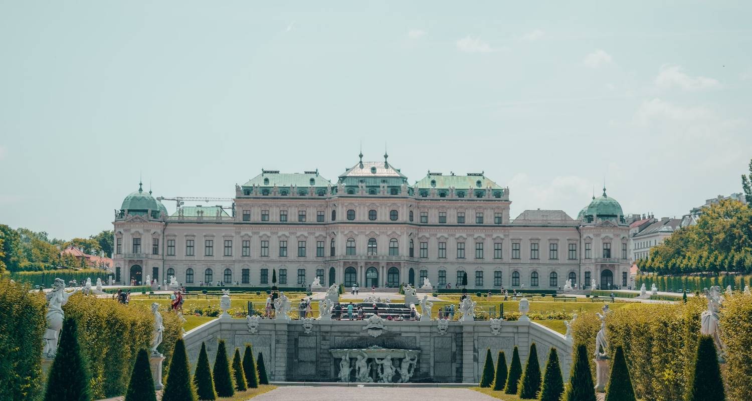 Private Tour: 4 Countries in One Week: Prague - Vienna - Bratislava- Budapest