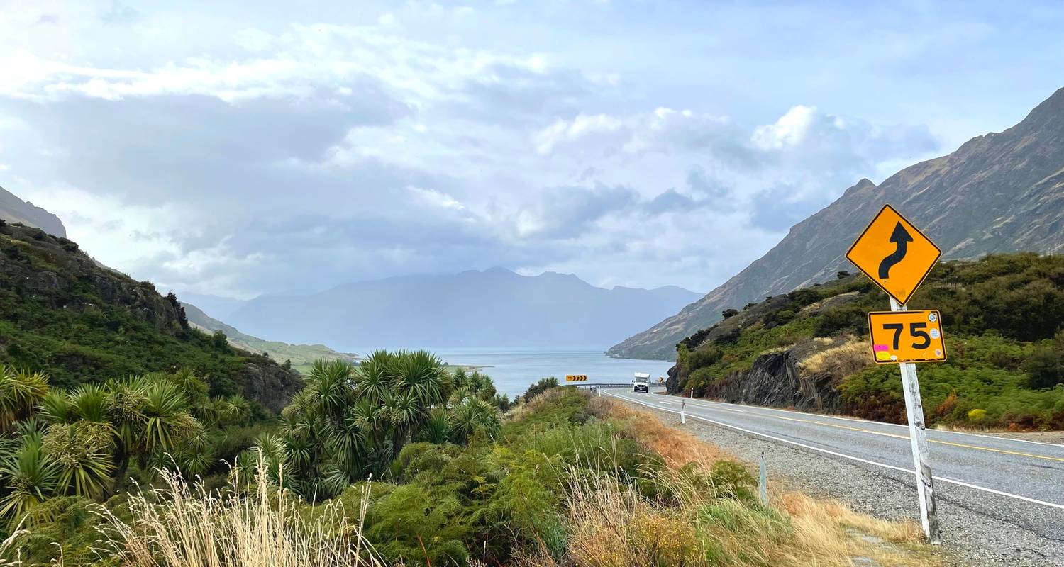 New Zealand South Island 9-Day Drive, Cruise & Rail - Australia and New Zealand Travel Company