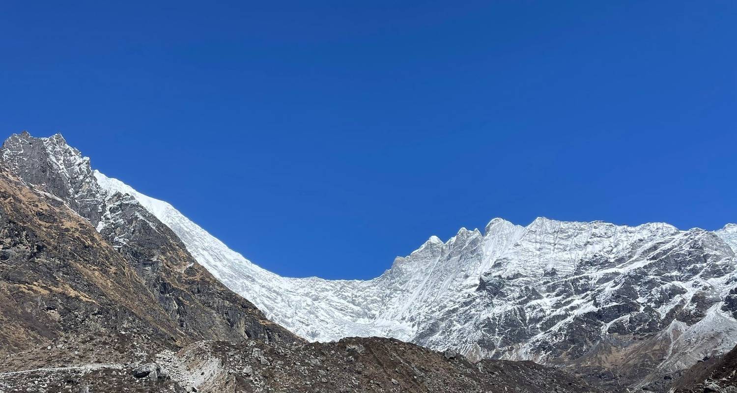 Langtang Valley and Gosaikunda Lake Trek- 14 Days - Adventure Himalayan Travels