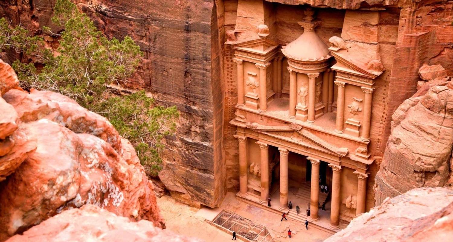 Fully Guided Tours & Trips in Petra