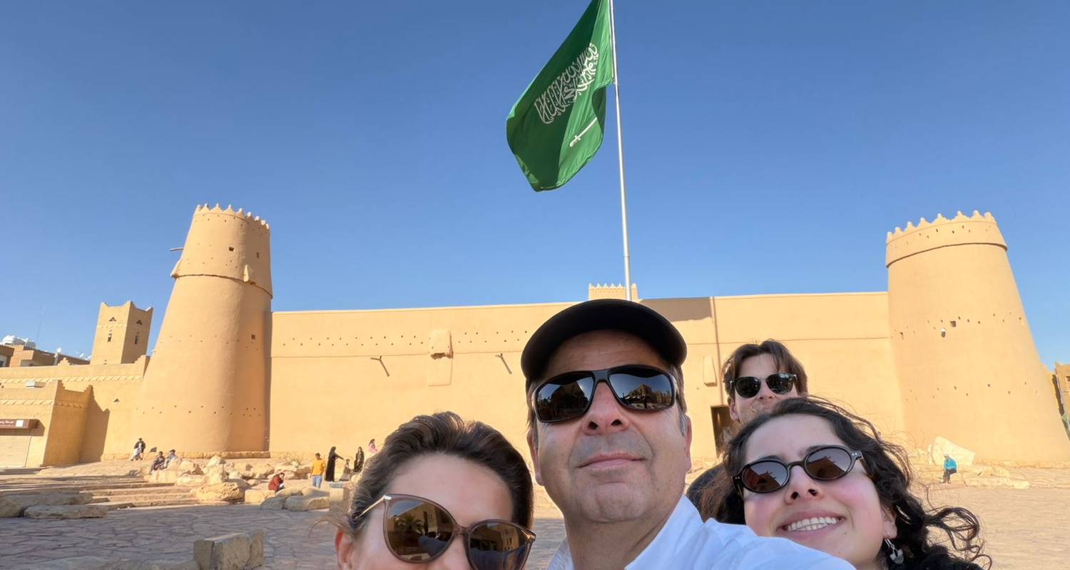 Crossing Saudi Arabia - Self Drive Tour