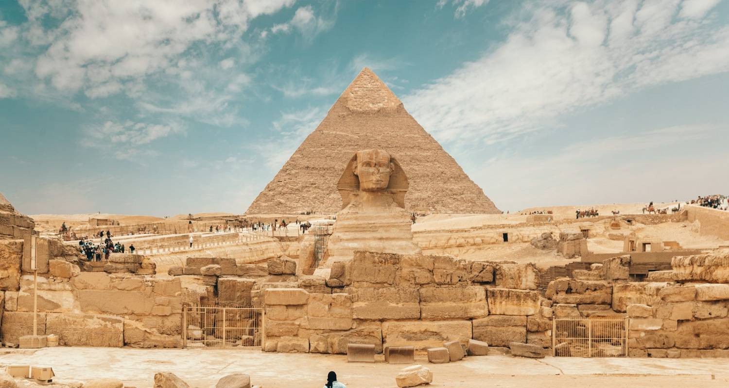 Découvrez l'Égypte en 4 jours : Le musée du Caire, les pyramides de Gizeh et les sites emblématiques -  Black Camel Tours e. U.