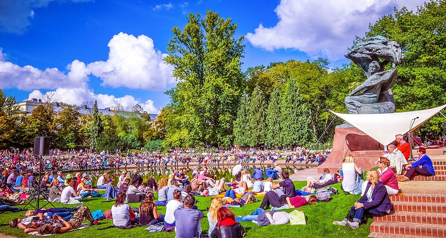 Customized 12 Days Classic Poland Tour, Daily Depart & Private Guide and Car