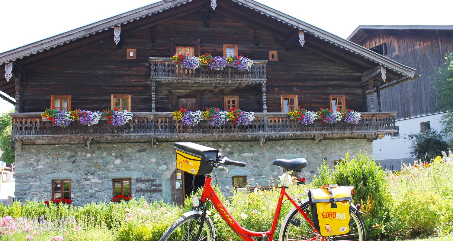 Tauern Cycle Path with Charm