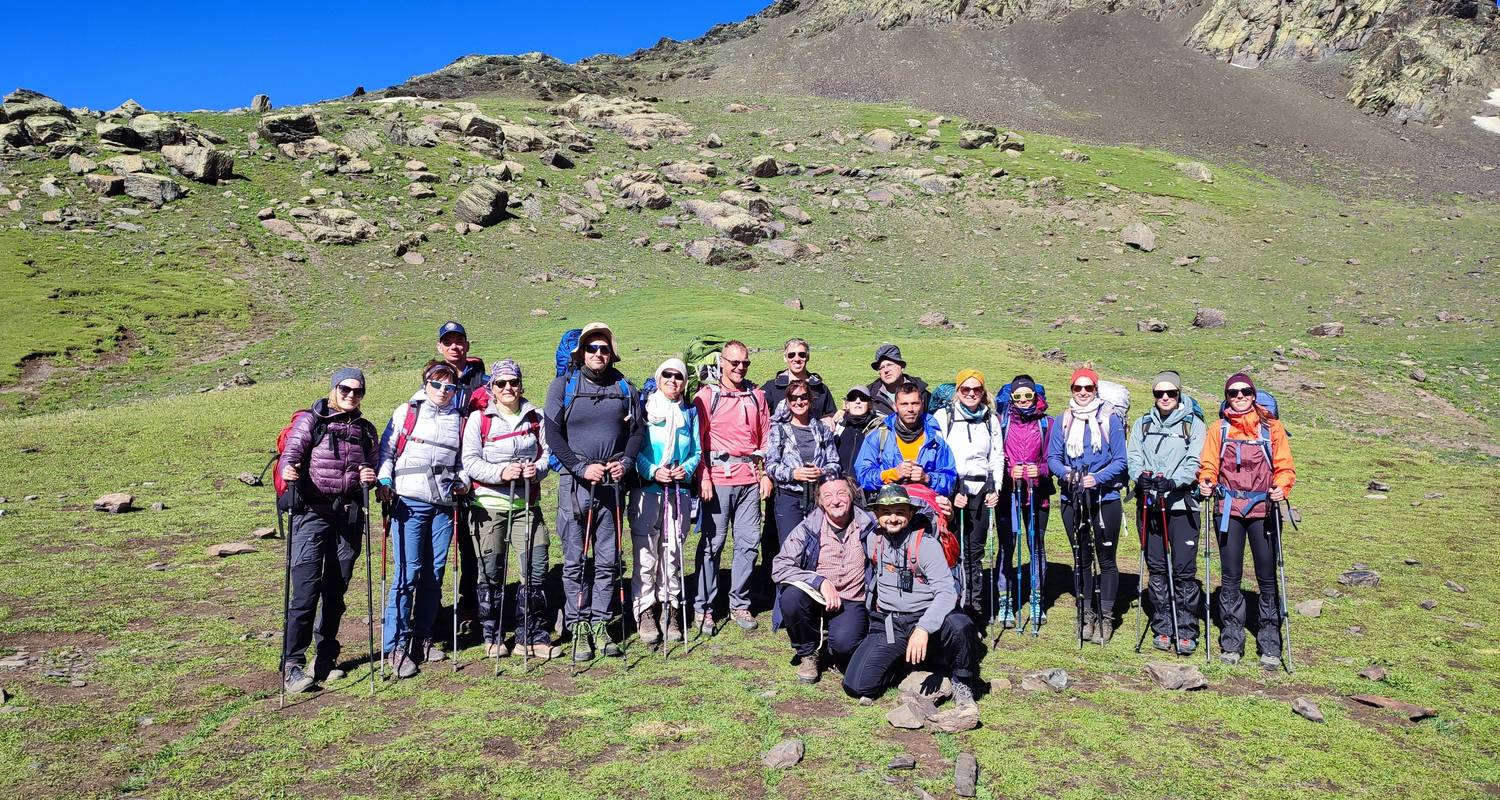 Shahdagh (4243 m) – bergbeklimmen met acclimatisatie in de plaatselijke dorpen - Outdoor Caucasus