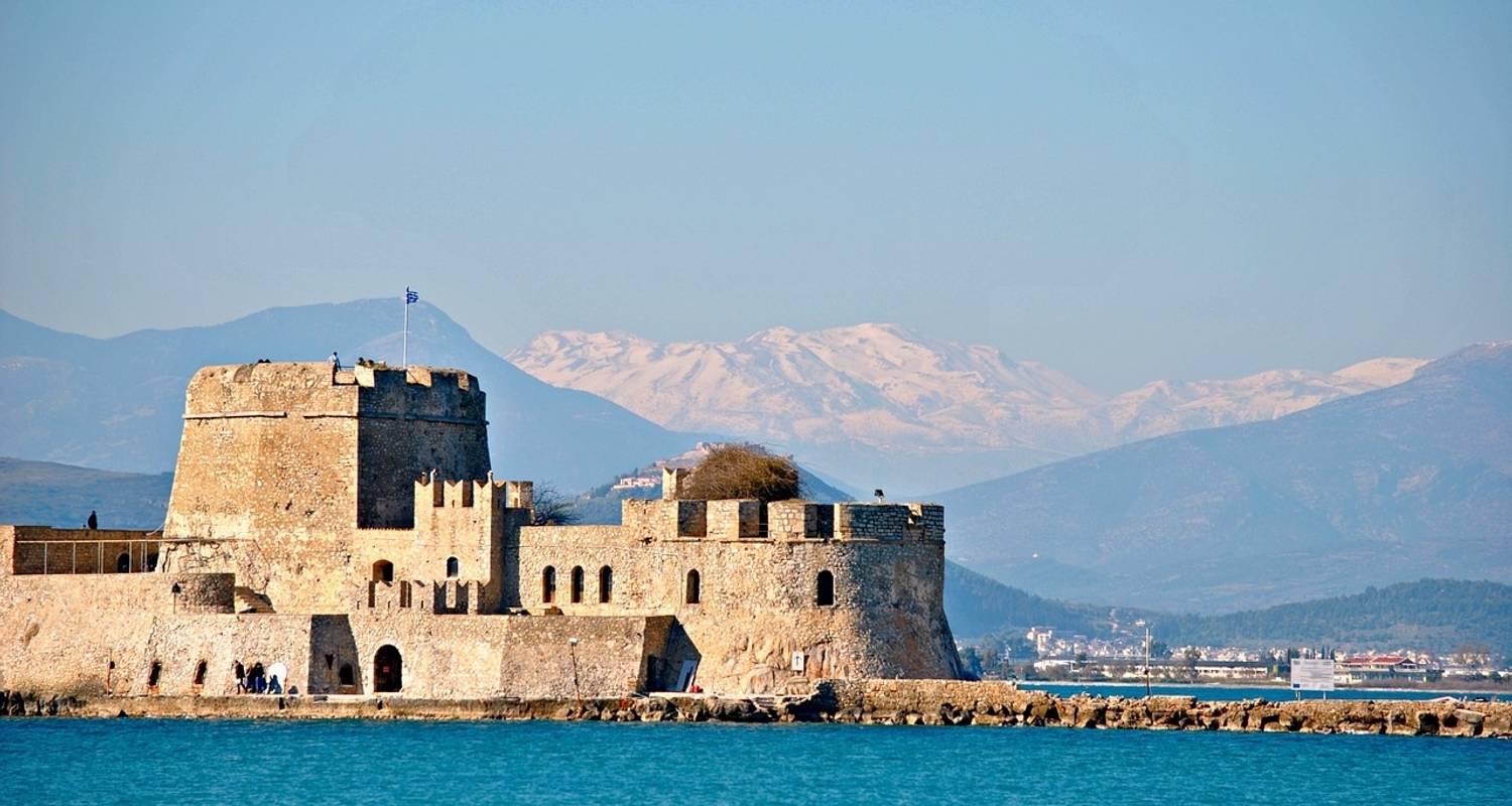 6 Day Wine Escape: Ancient Nemea, Peloponnese, and Santorini