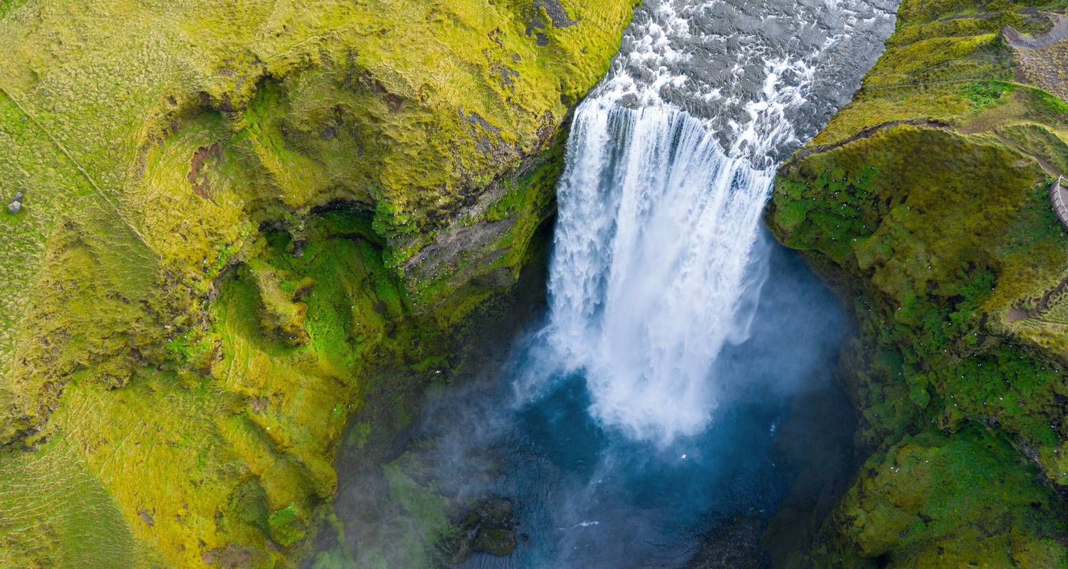 Into the Wild : l'aventure islandaise dans une tente sur le toit - journaway