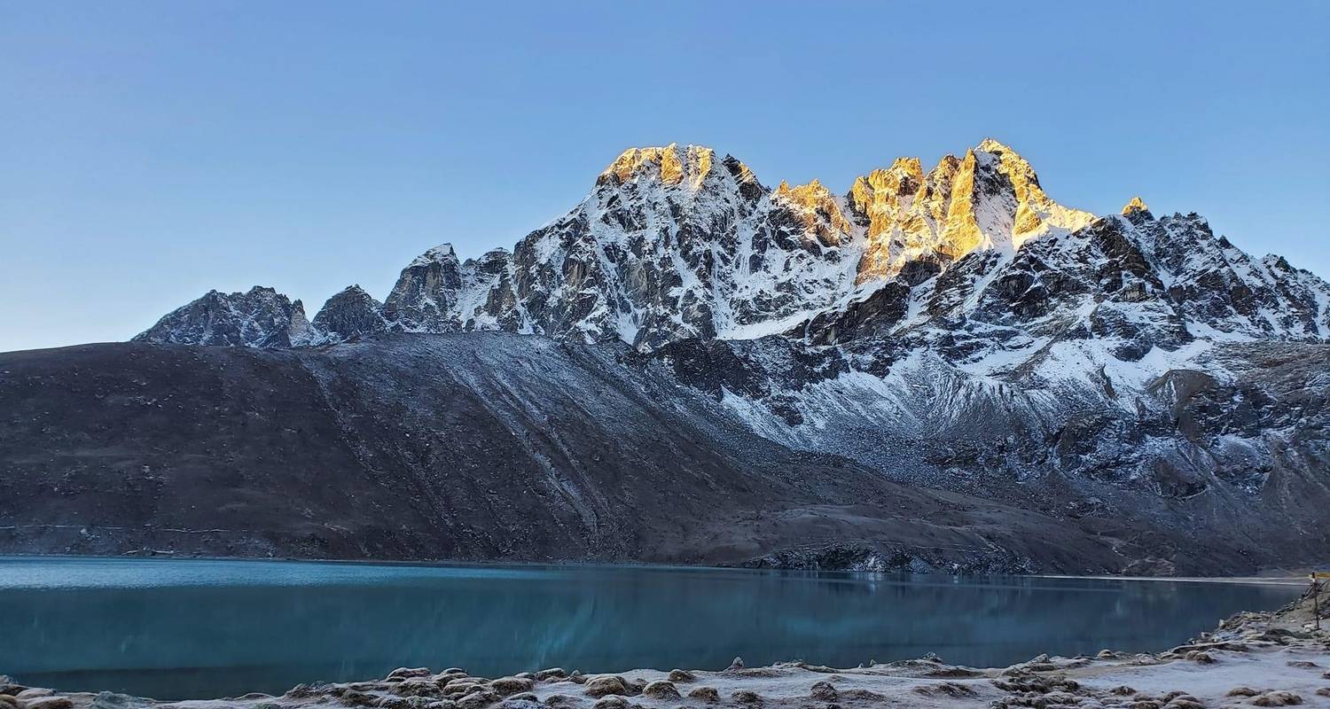 Trekking al lago Gokyo y regreso en helicóptero a Lukla - Overland Trek Nepal