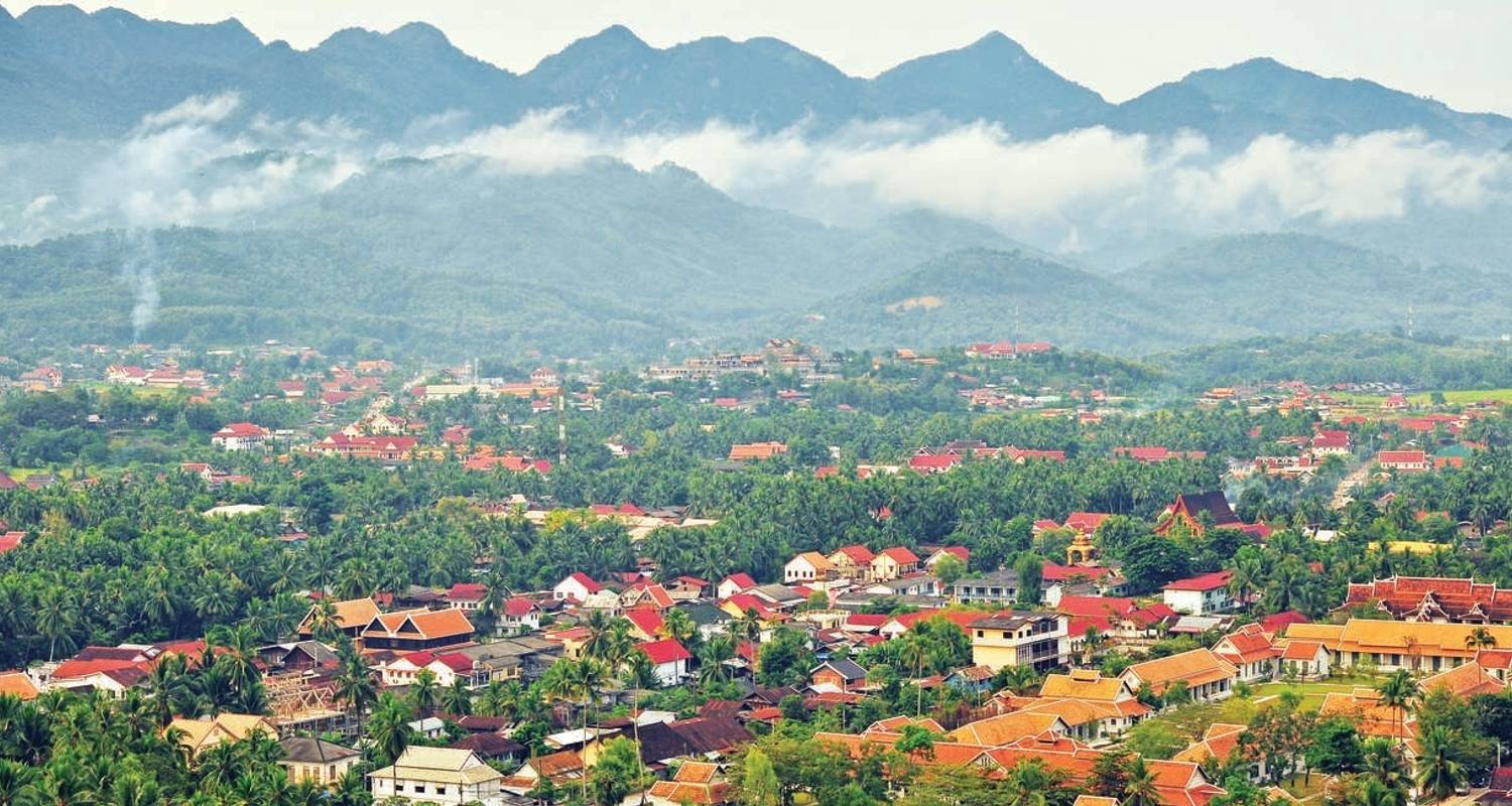 Start in Luang Prabang and end in Siem Reap! 