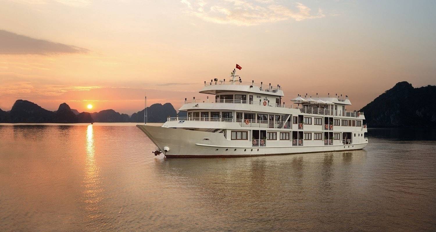 Croisière 5 étoiles de 2 jours et 1 nuit dans la baie d'Halong avec cabine privée à balcon - Ha Long Bay Lux Cruises Tours