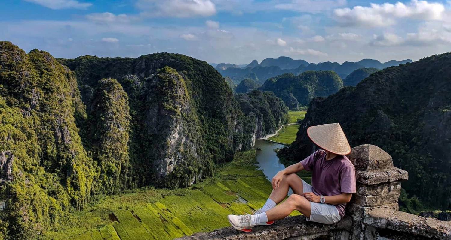 Discover the wonder Ninh Binh " Halong on land " - 2Days/1Nights - Bee Gng International Joint Stock Company