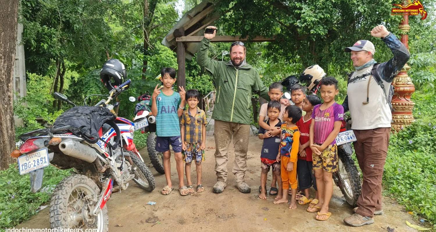 Circuito en moto por el noreste de Phnom Penh a Kampong Cham, Kratie, Mondulkiri, Ratanakiri, Stung Treng y Ta Seng - DNQ Travel