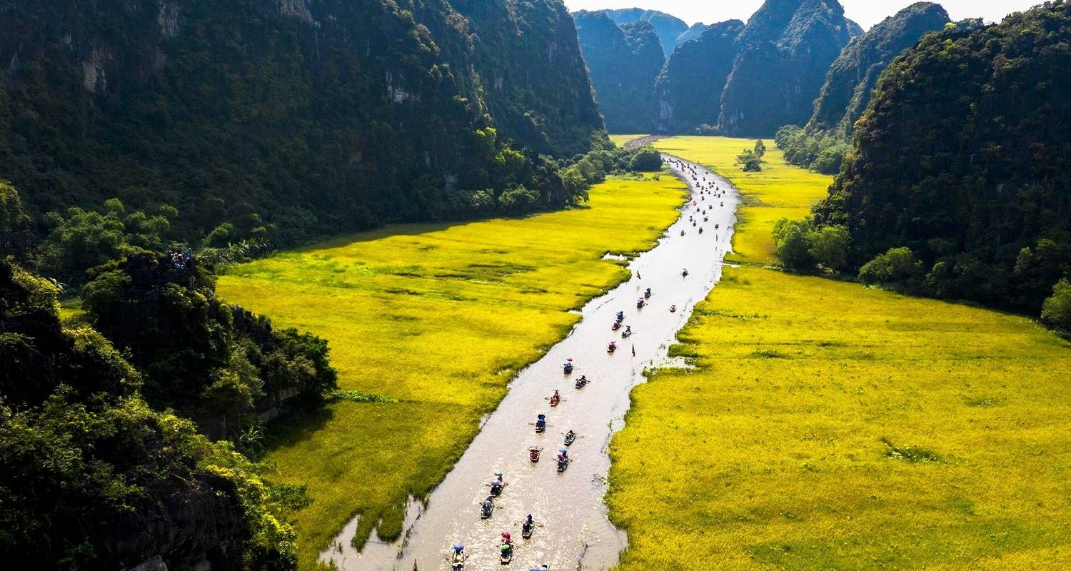 Ninh Binh mit Hoa Lu Tempel, Tam Coc Bootsfahrt & Mua Höhle Tagesausflug: - Old Quarter Travel