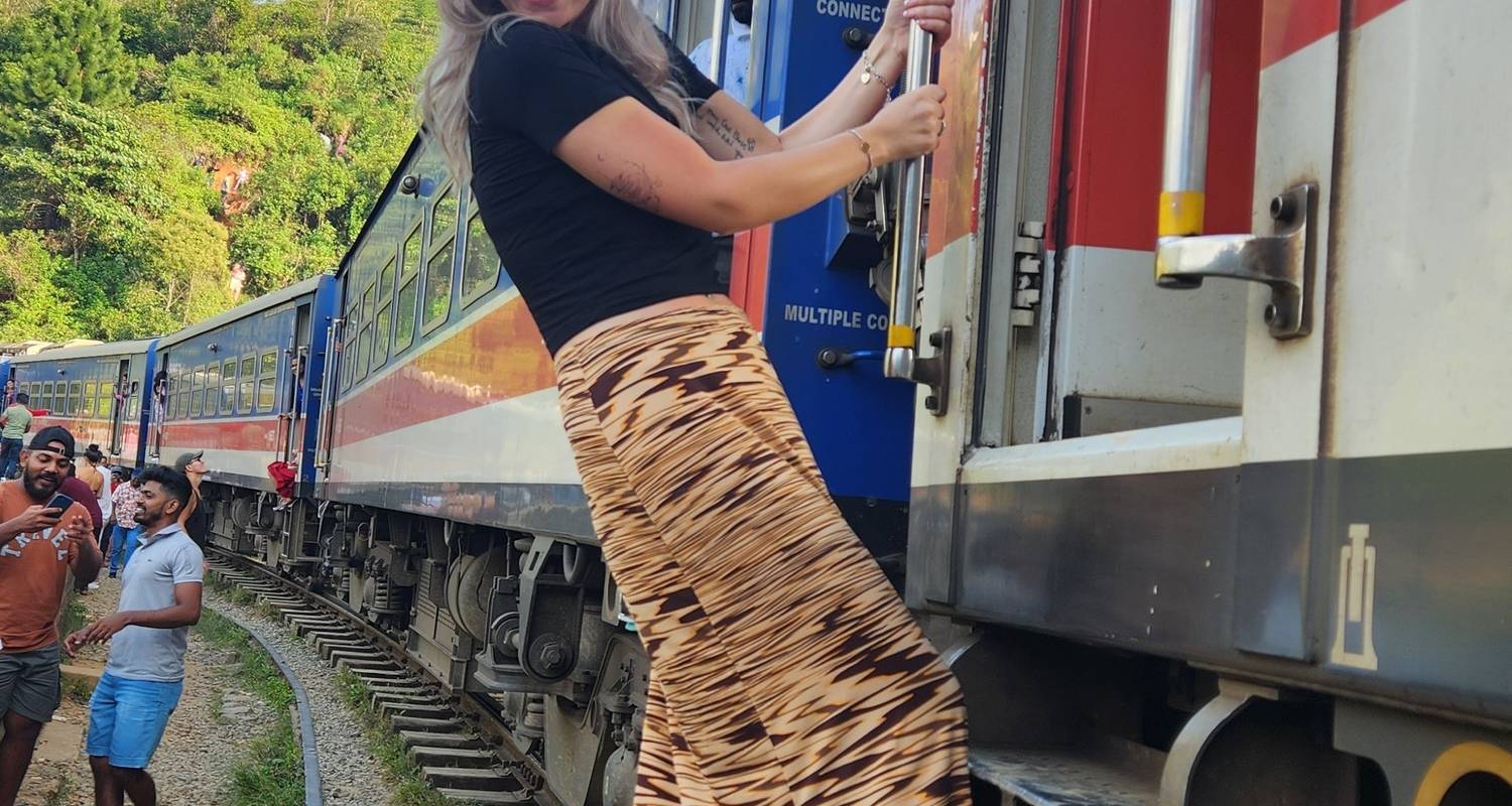 03 Days Tour to Sigiriya, Kandy, Nuwara Eliya, Ella & Udawalawe