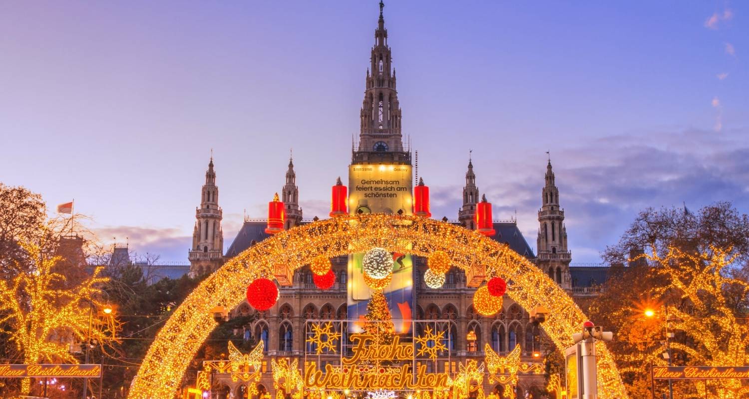 CHRISTMAS MARKETS OF HABSBURG CAPITALS   - Kompas