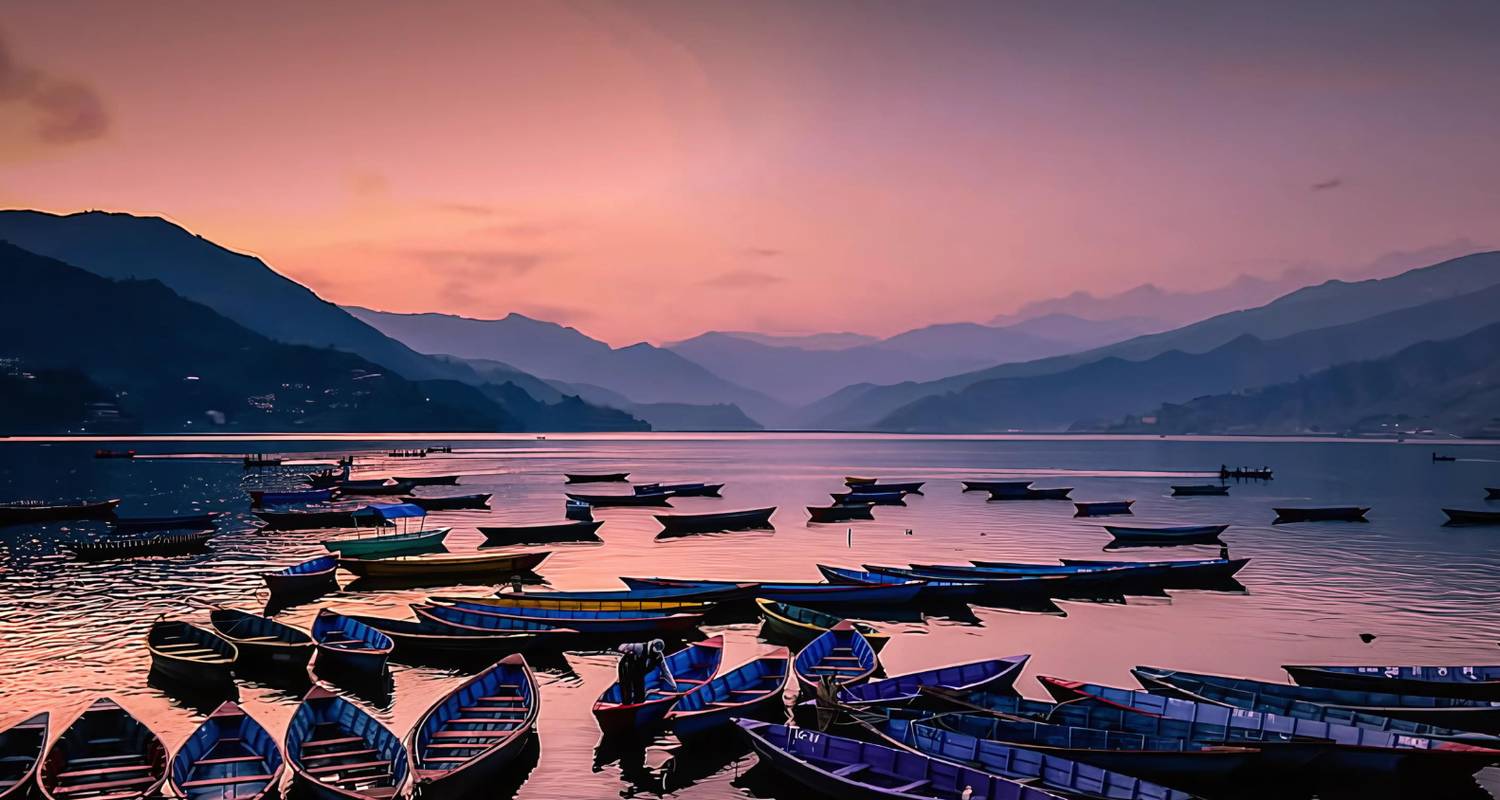 Plezierige Pokhara Stad met fascinerende Chitwan Jungle Tour vanuit Kathmandu - Liberty Holidays