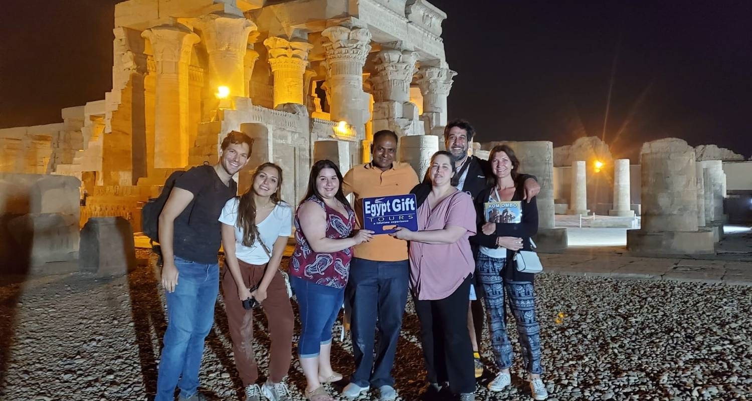 Croisière de 3 nuits de Louxor à Assouan, montgolfière, Abou Simbel et village nubien avec vols depuis Le Caire - Egypt Gift Tours