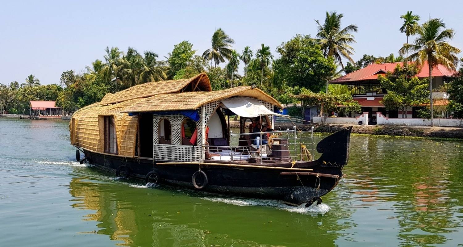 Kerala - Teegarten - Backwater ab Cochin -  Taj Voyages Tours 