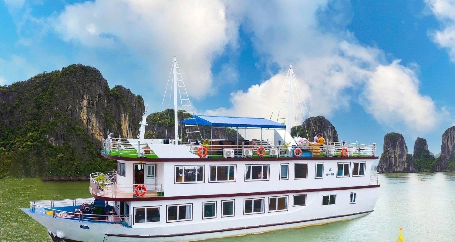 Lan Ha Bay – Cat Ba IslandagenRondreis door op Sunlight Premium Cruise 2 dagen 1 nacht –Inclusief transfer in 2 richtingen - Old Quarter Travel