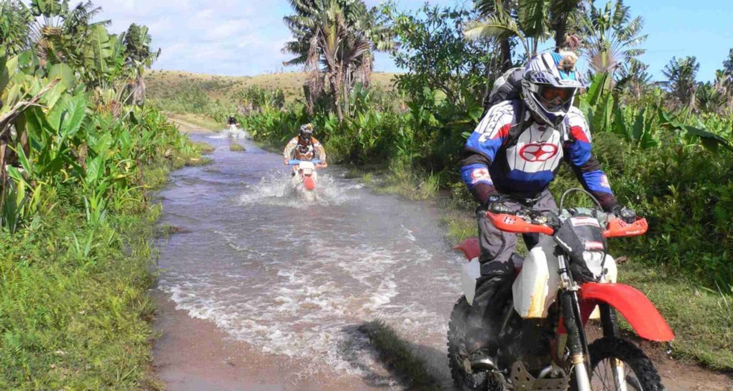 Luang Prabang motorRondreis door naar Jungle Trails&Vlakte van Kruiken via Vieng Thong - DNQ Travel