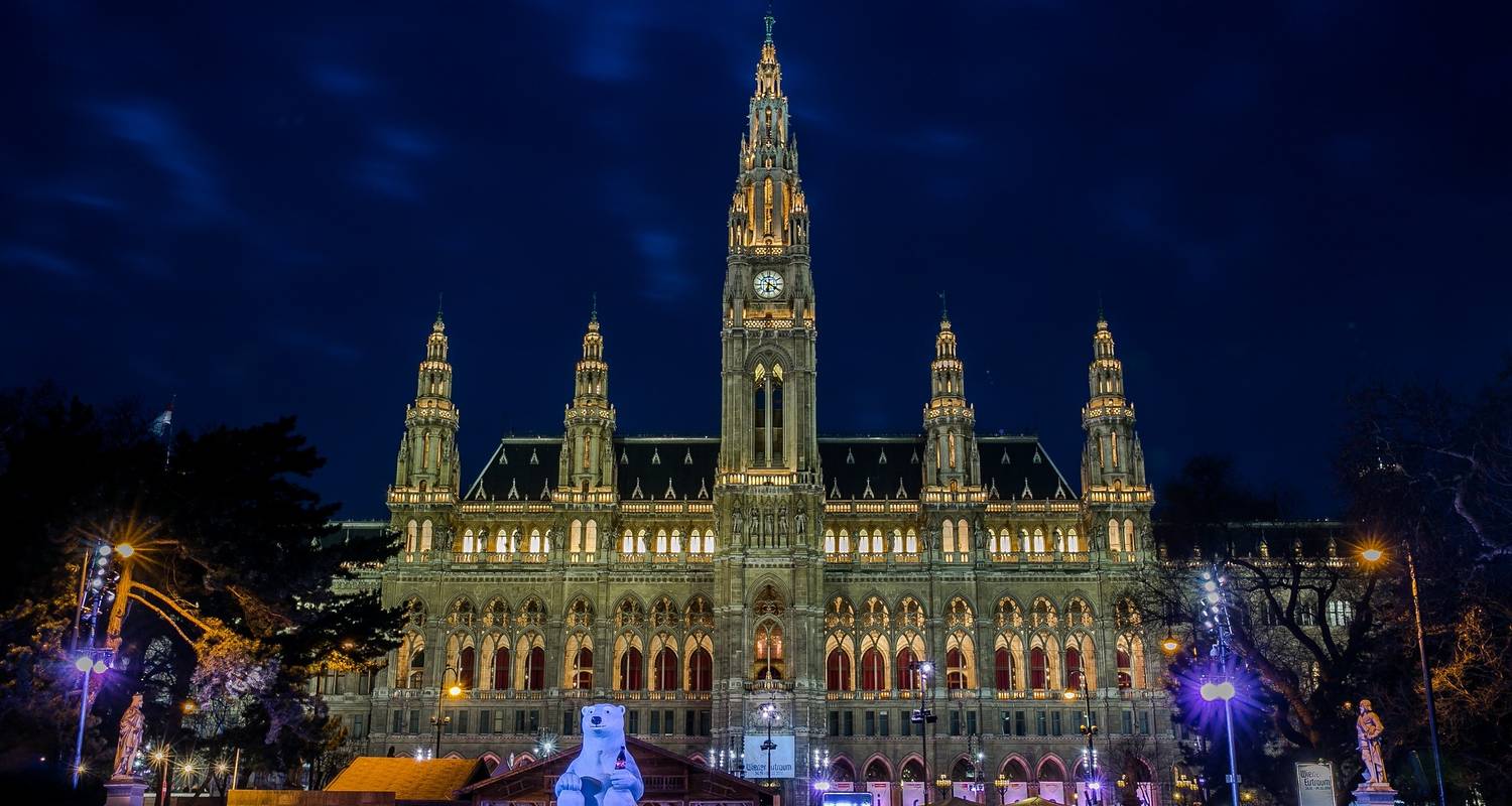 Prague to Budapest & Christmas Time on the Danube