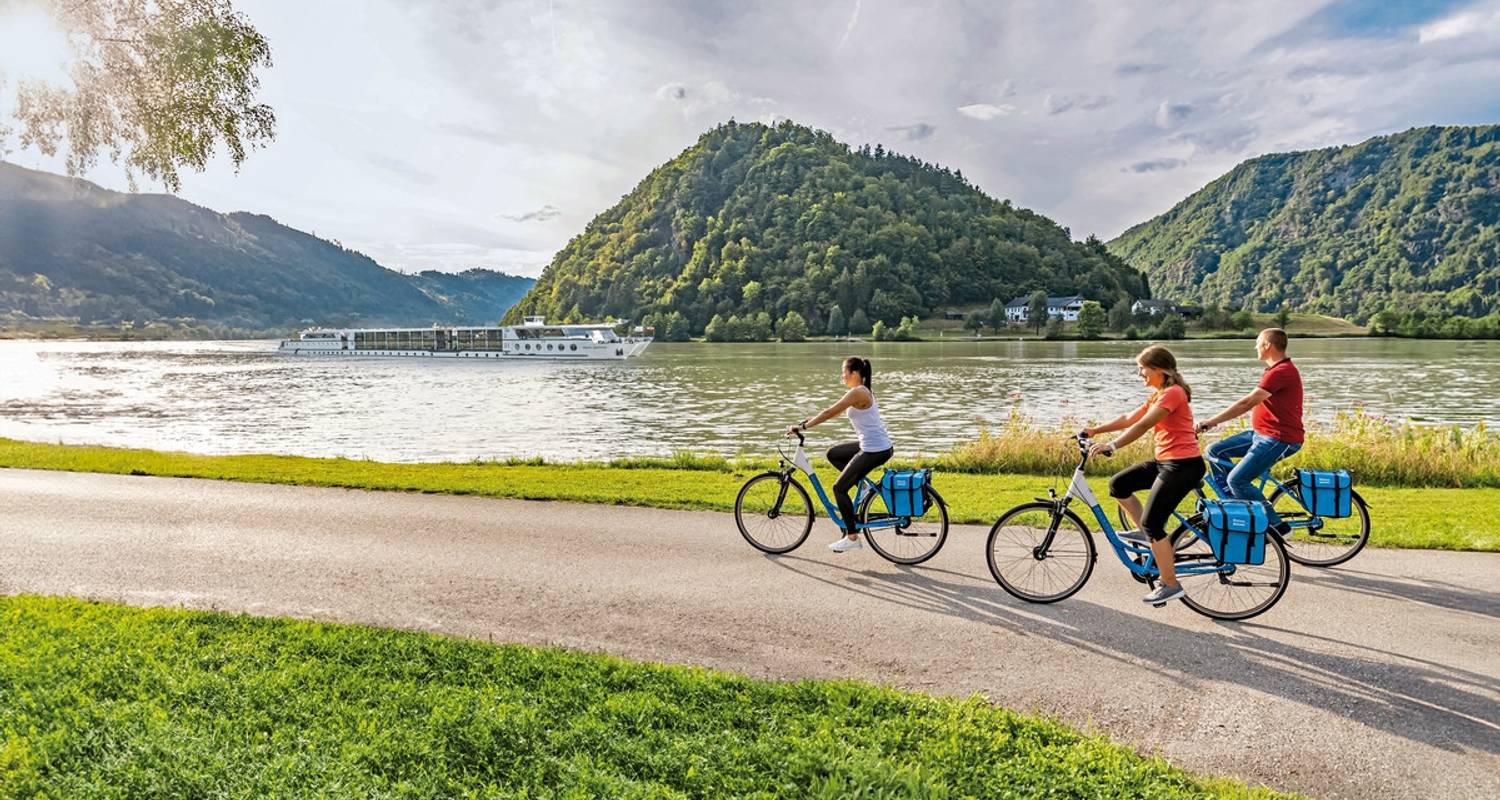 Danube cycle path classic - DERTOUR