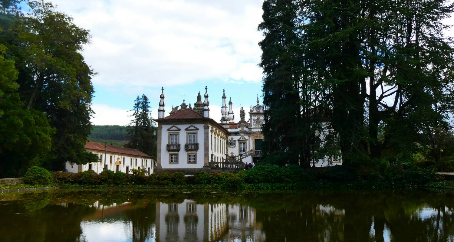 Saveurs du Portugal et de l'Espagne : les régions viticoles du Douro et de la Rioja (de Lisbonne à Saint-Sébastien) (2025) - Collette