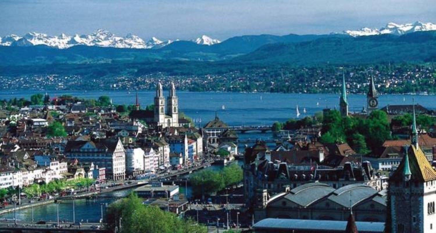Switzerland in 5 days (Stay in Zurich and Interlaken)
