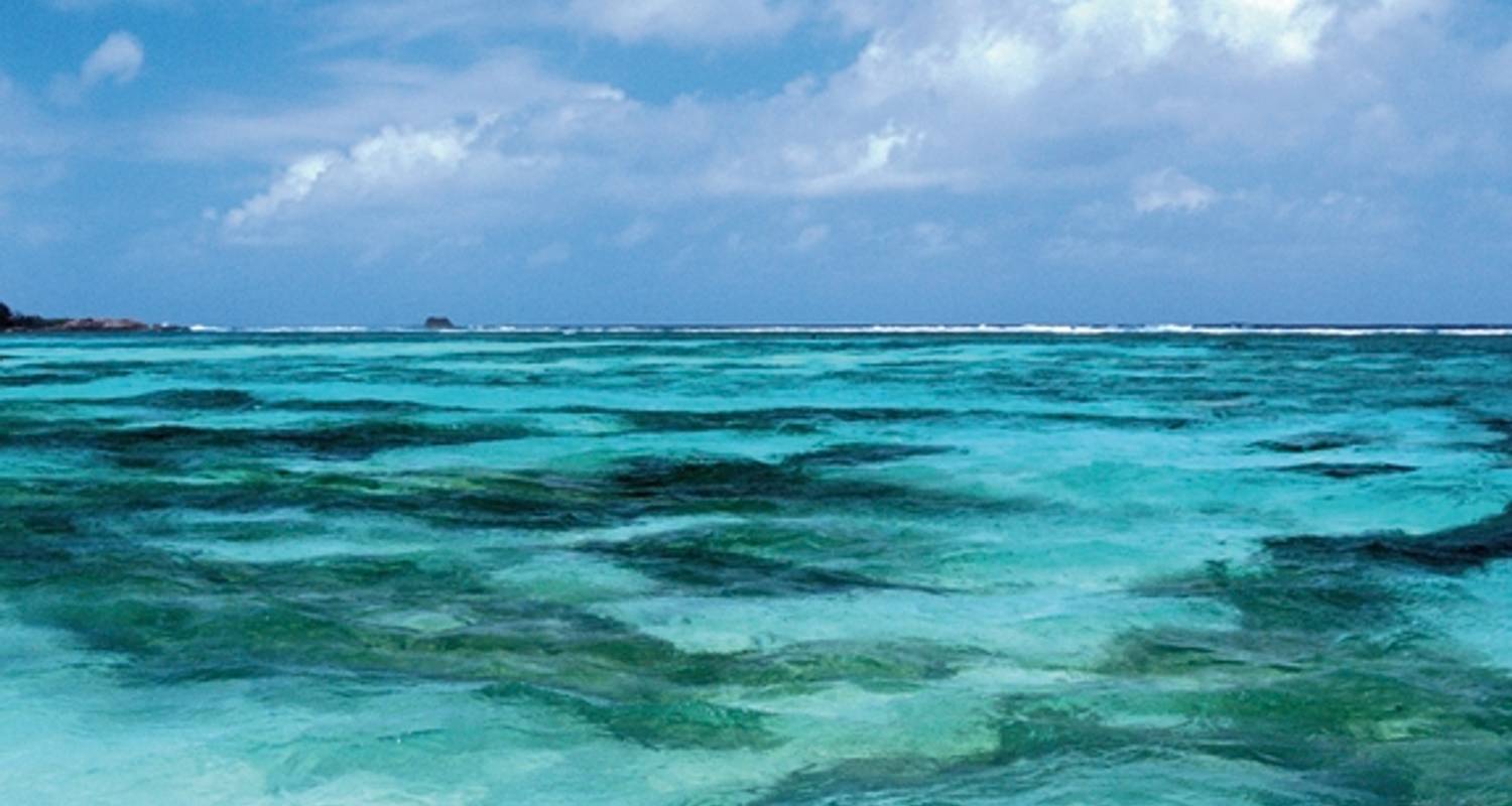 Island Hopping in the Seychelles (with private flight & boat transfer) 9 Days