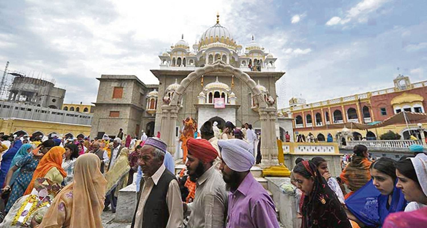 Gurdwara Panja Sahib Tour - Gypsy Traces and Tours