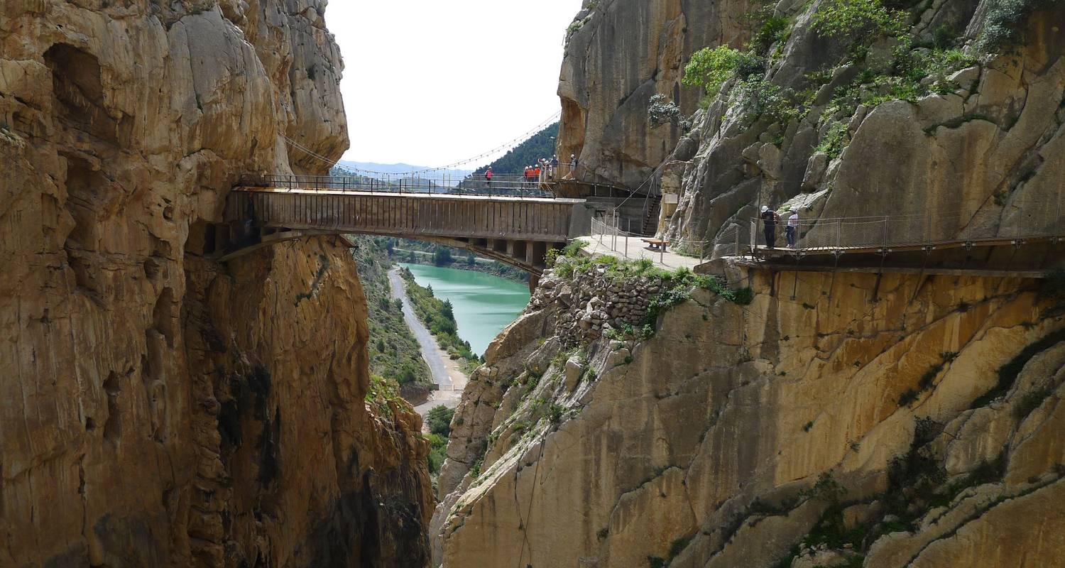 Geluxe: Spain: Vibrant Cities & Countryside Walks - G Adventures